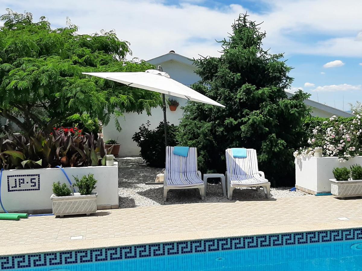A Casa Francesa Villa Anceriz Exterior photo